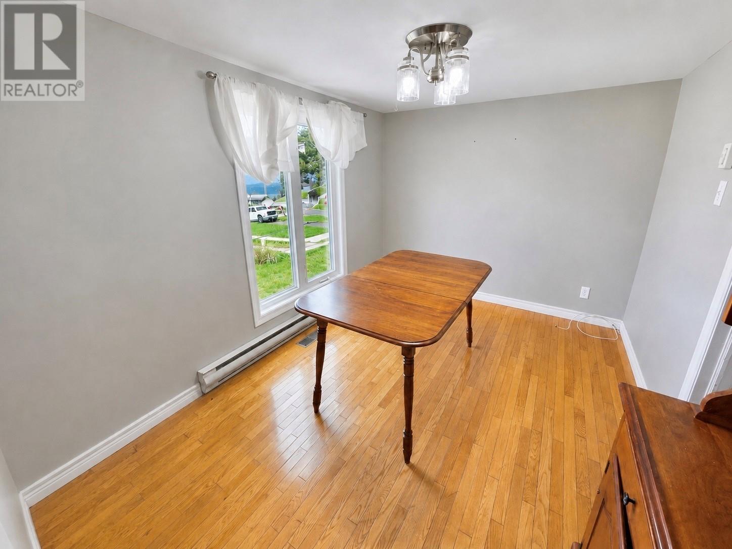 5 Whalen's Way Property Photo 10