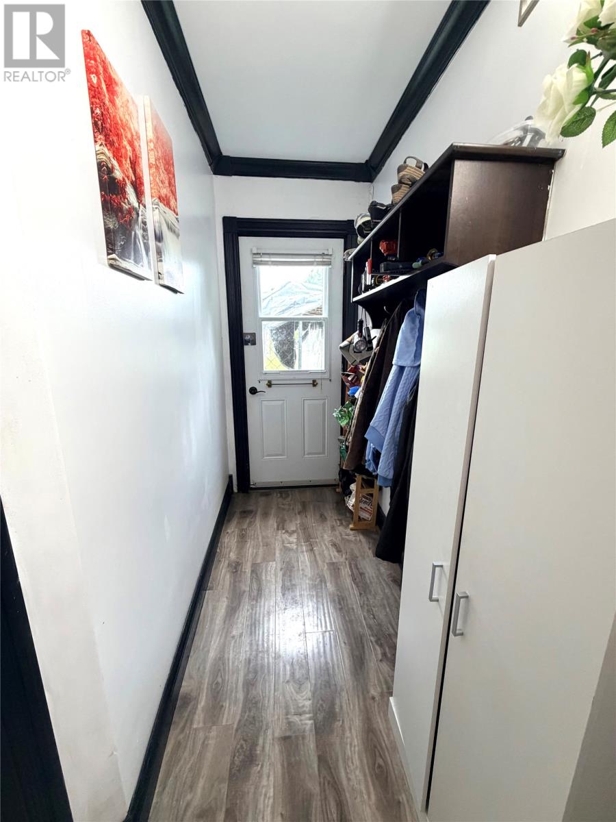 2048 Red Cliff Road Property Photo 8