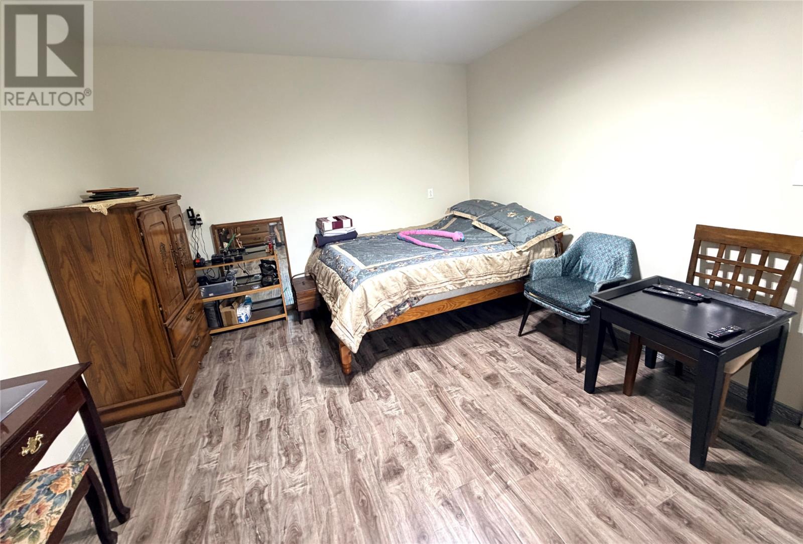 2048 Red Cliff Road Property Photo 13