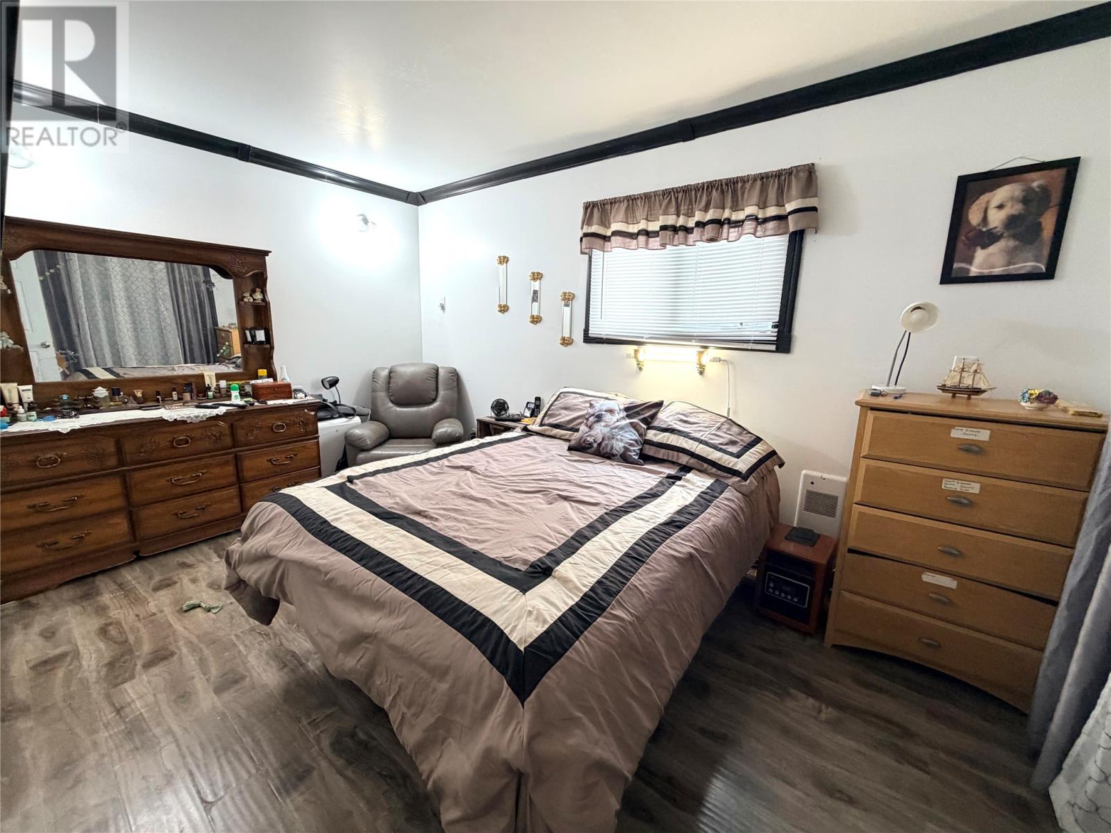 2048 Red Cliff Road Property Photo 18