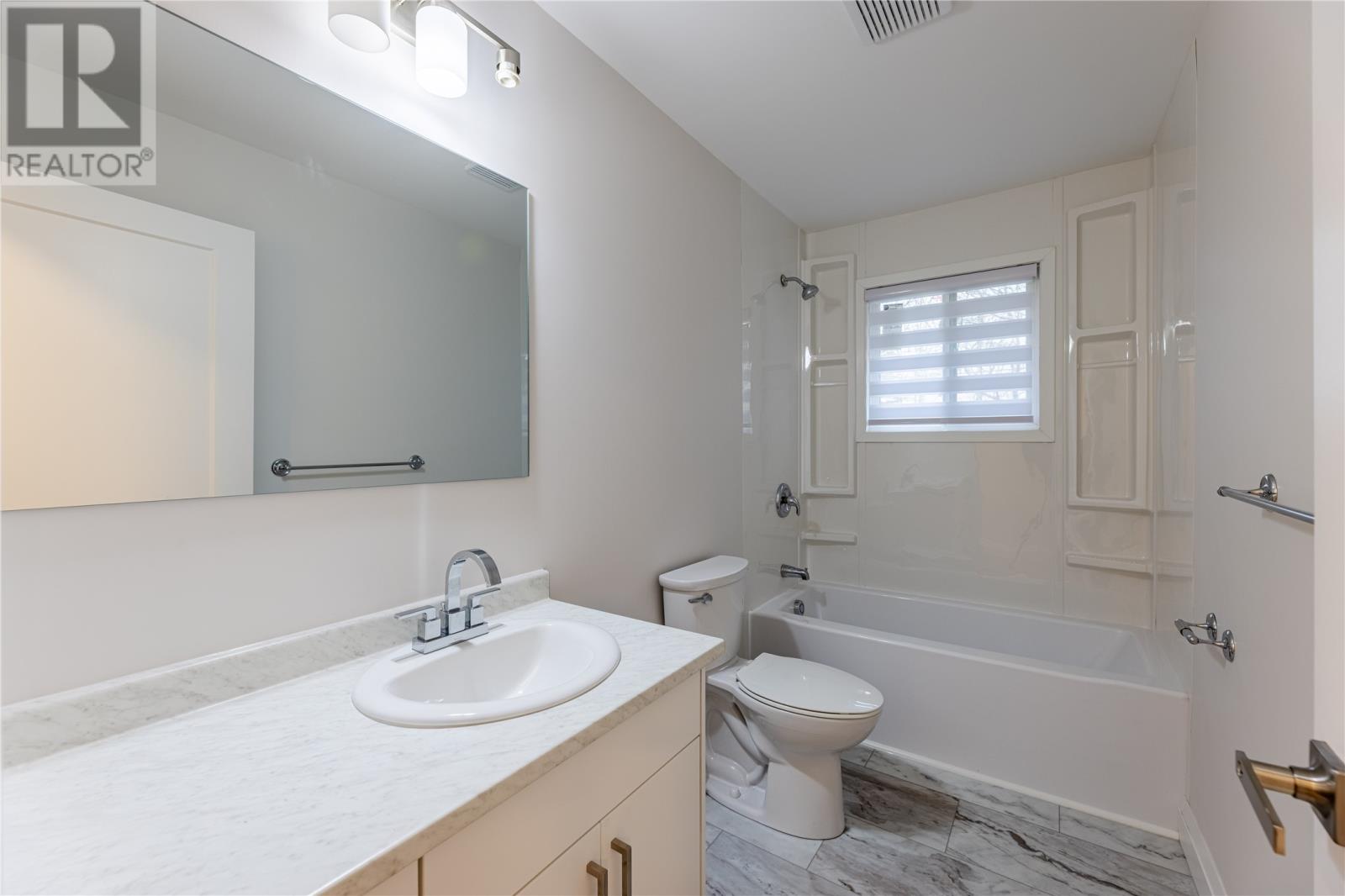 50 Torbay Road Property Photo 12