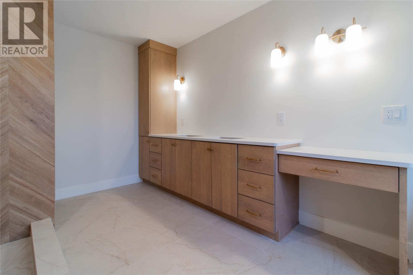 216 Cheeseman Drive Property Photo 11
