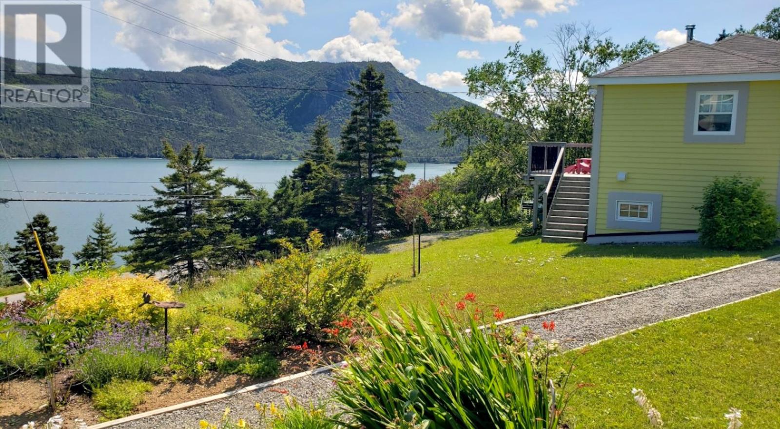 163 Tableland Drive Property Photo 1