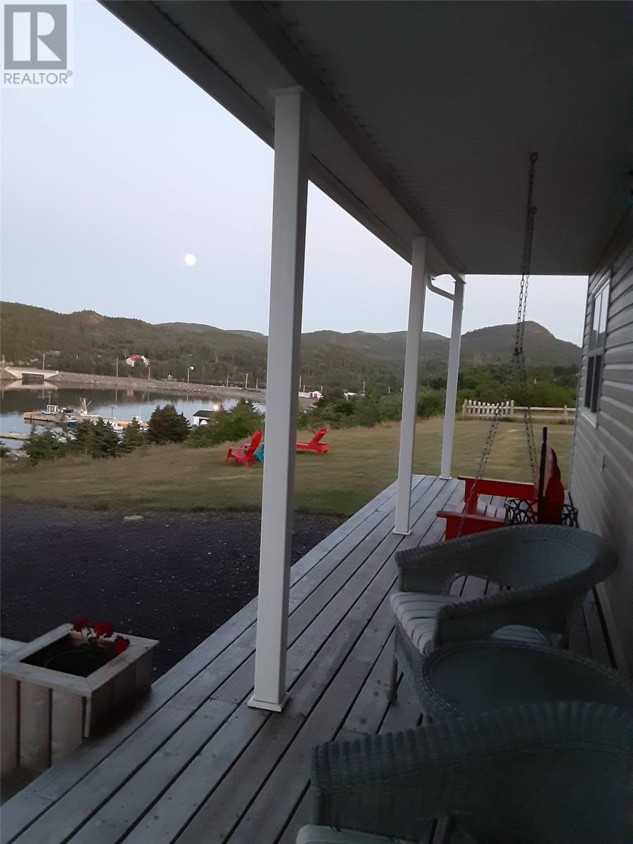 56 Top Road Property Photo 3