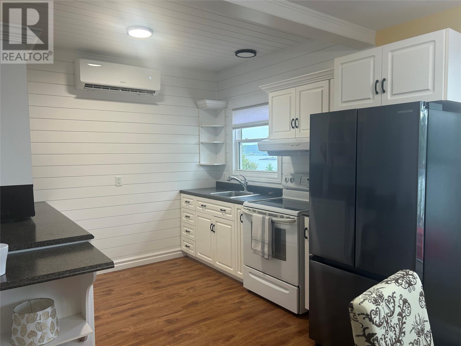 56 Top Road Property Photo 13