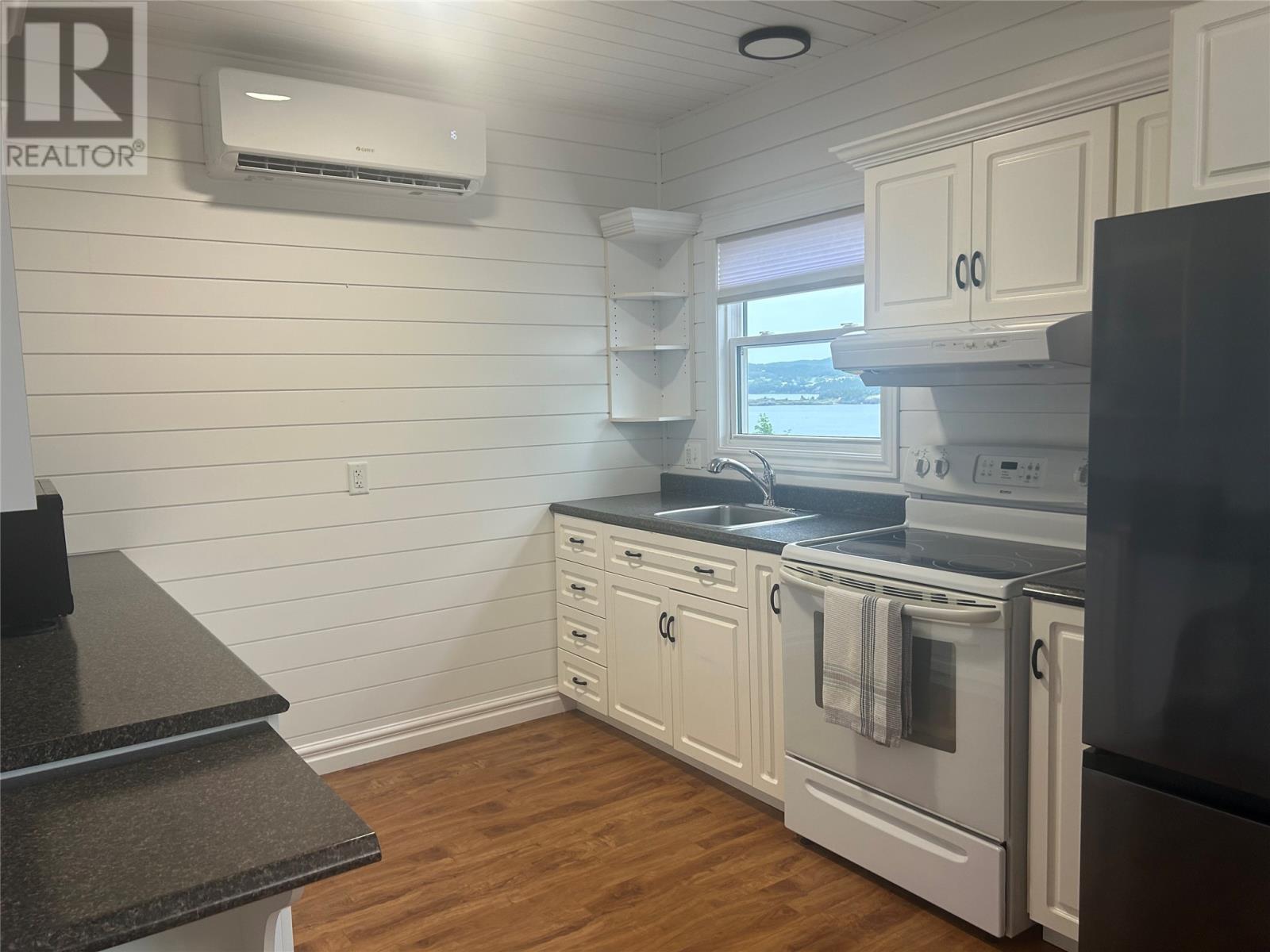 56 Top Road Property Photo 16