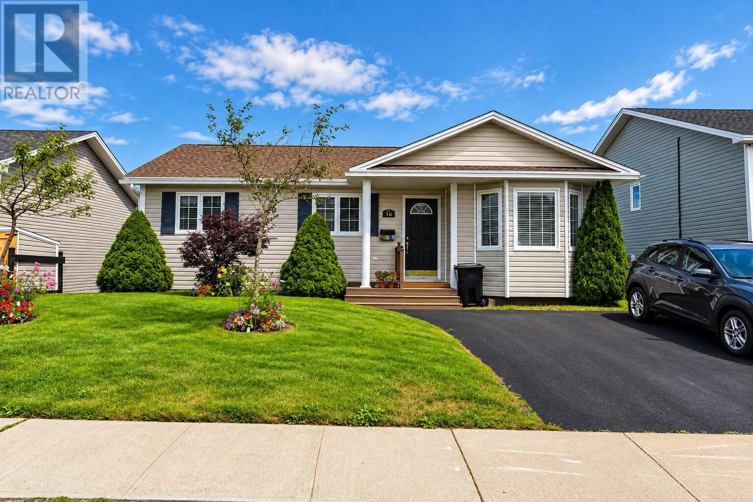 16 Newhook Place