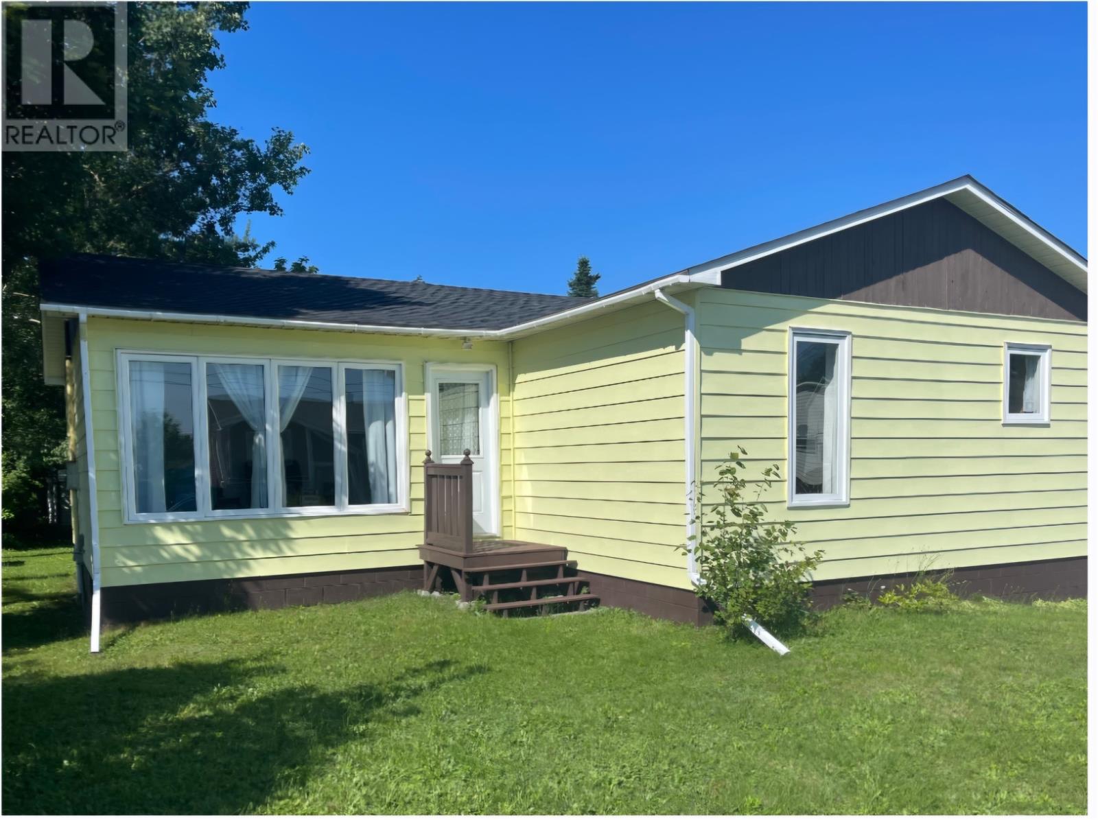 5 St Clare Avenue