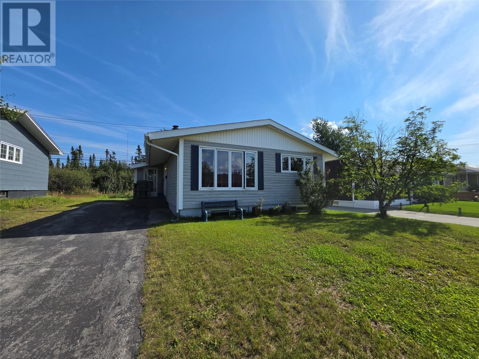 415 Vanier Avenue Property Photo 2