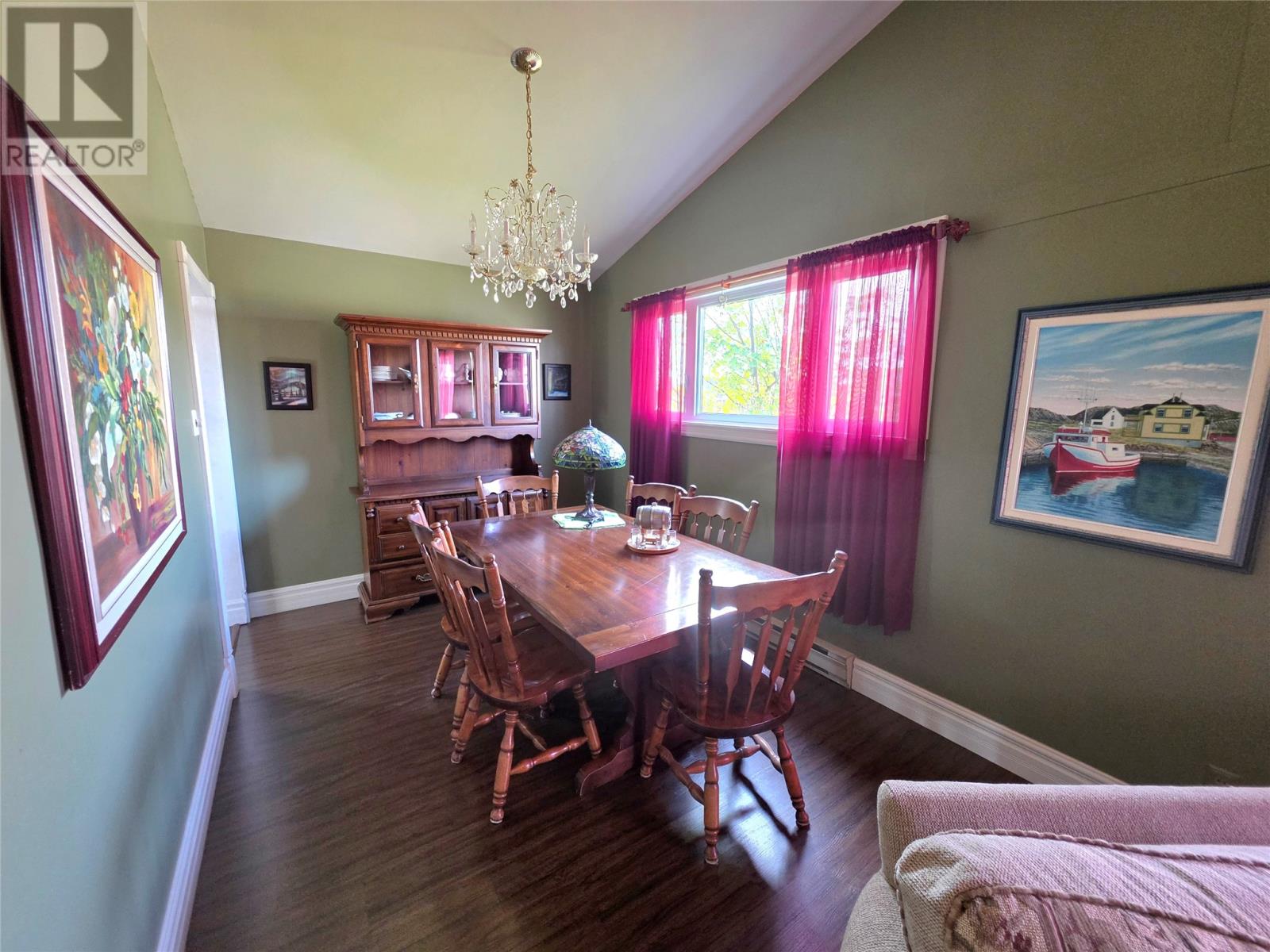 415 Vanier Avenue Property Photo 7