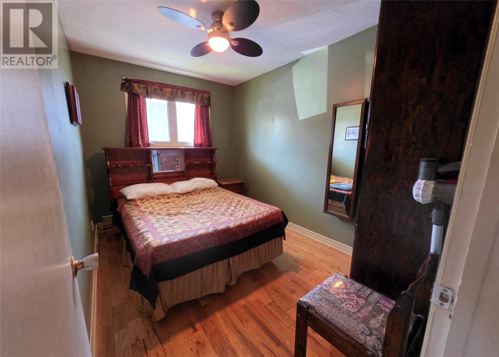 415 Vanier Avenue Property Photo 11