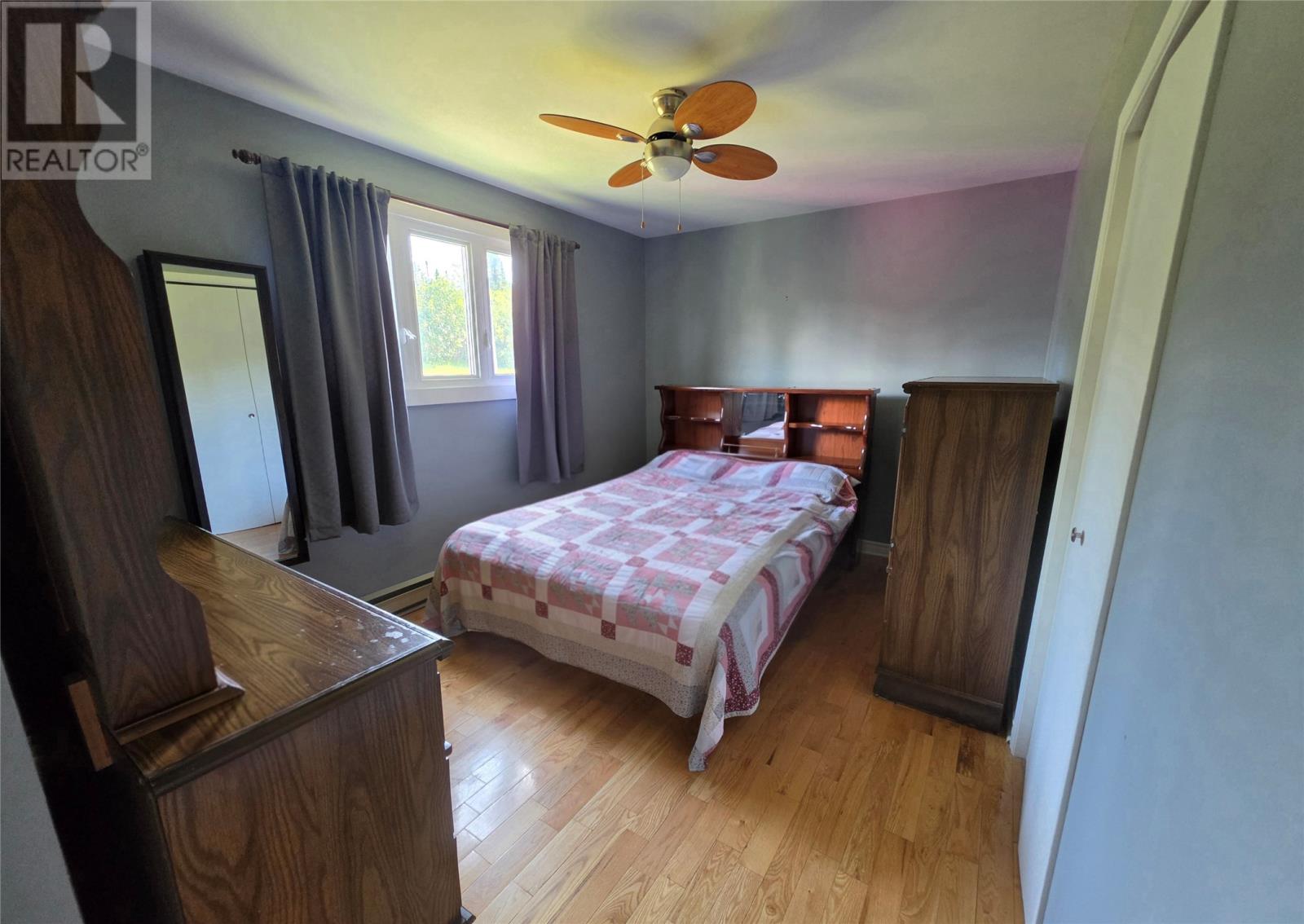 415 Vanier Avenue Property Photo 14