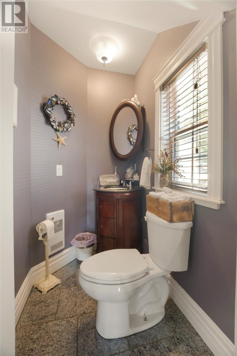 110 Pleasant Street Property Photo 16
