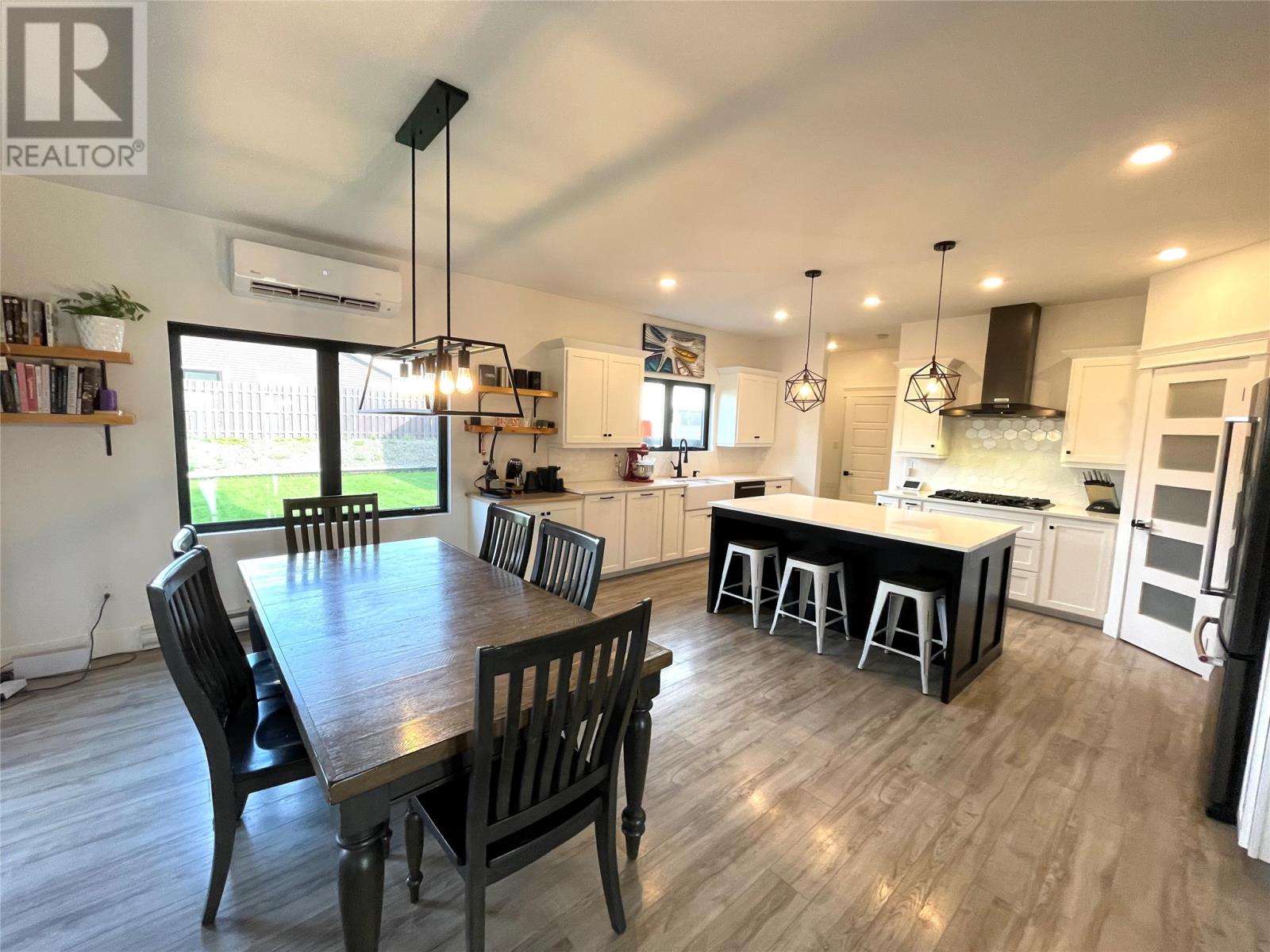 28 Ivanys Road Property Photo 19