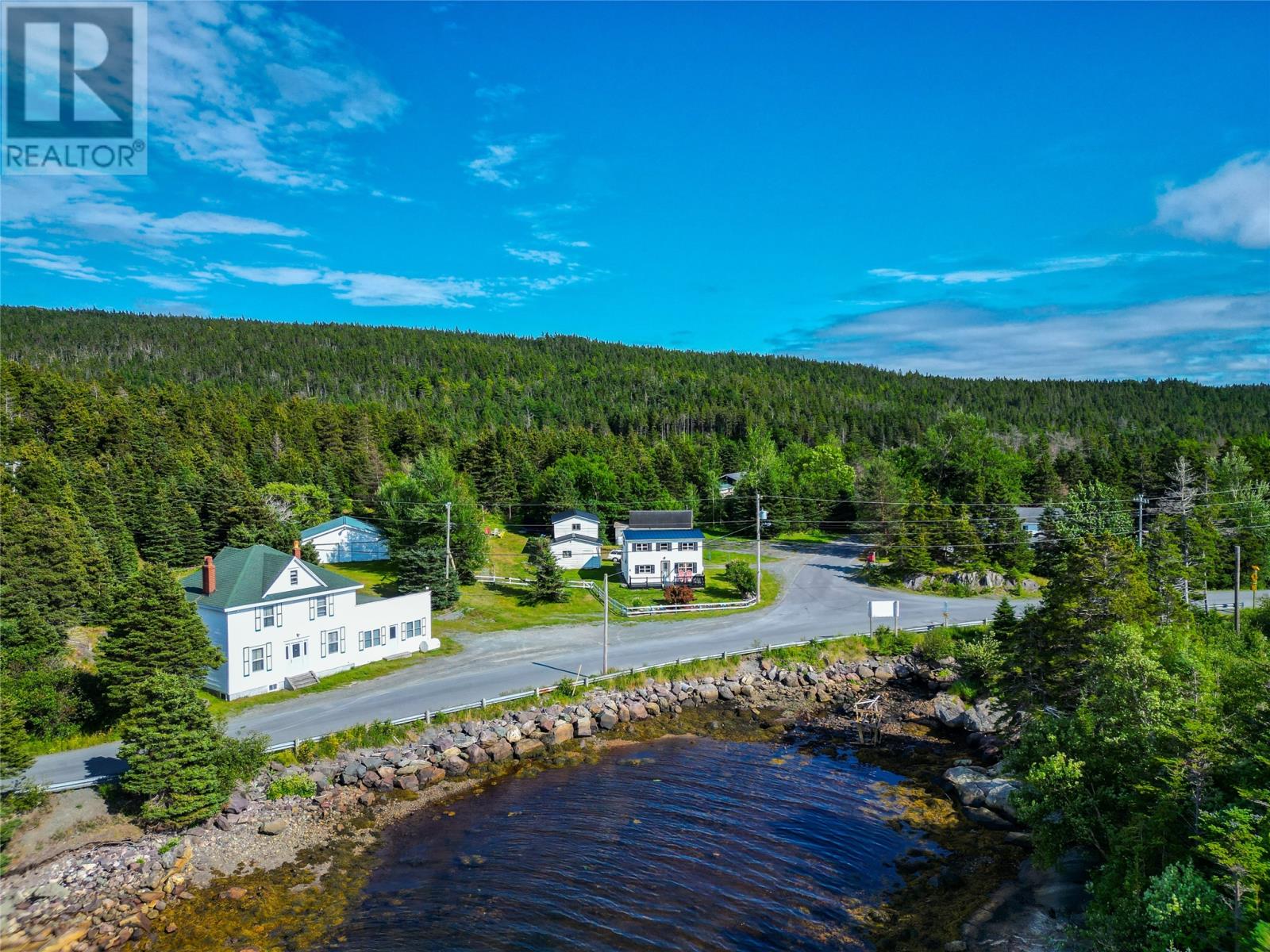 142 Harbour Drive Property Photo 4