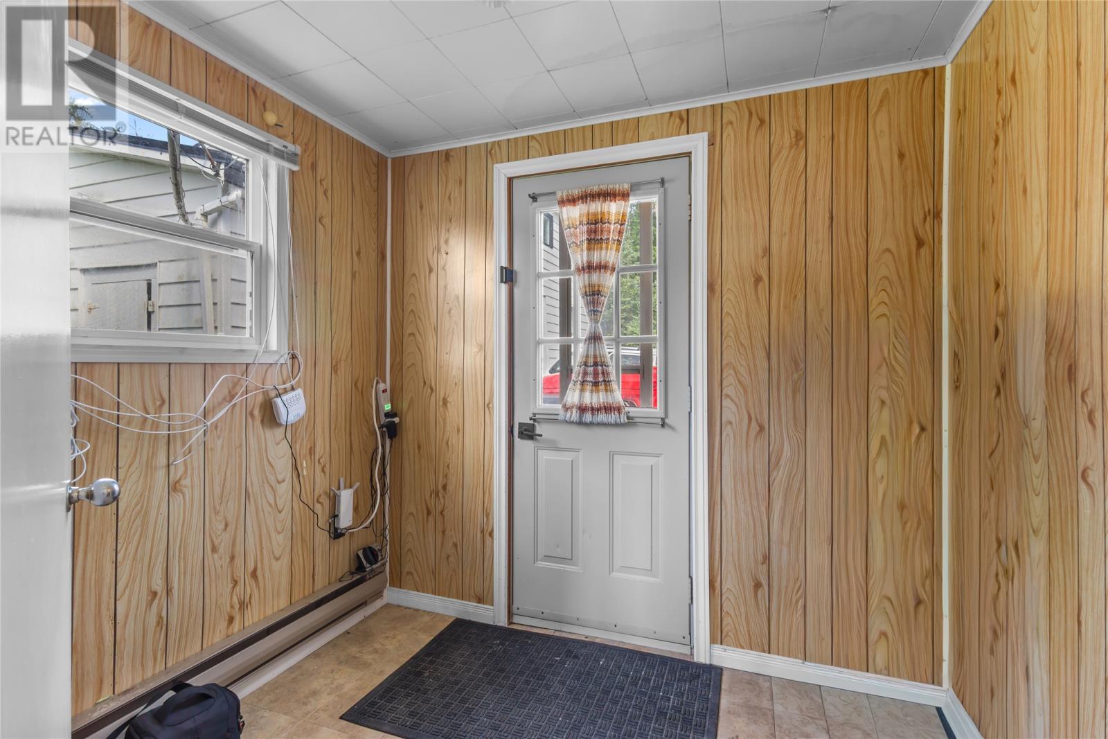 142 Harbour Drive Property Photo 12