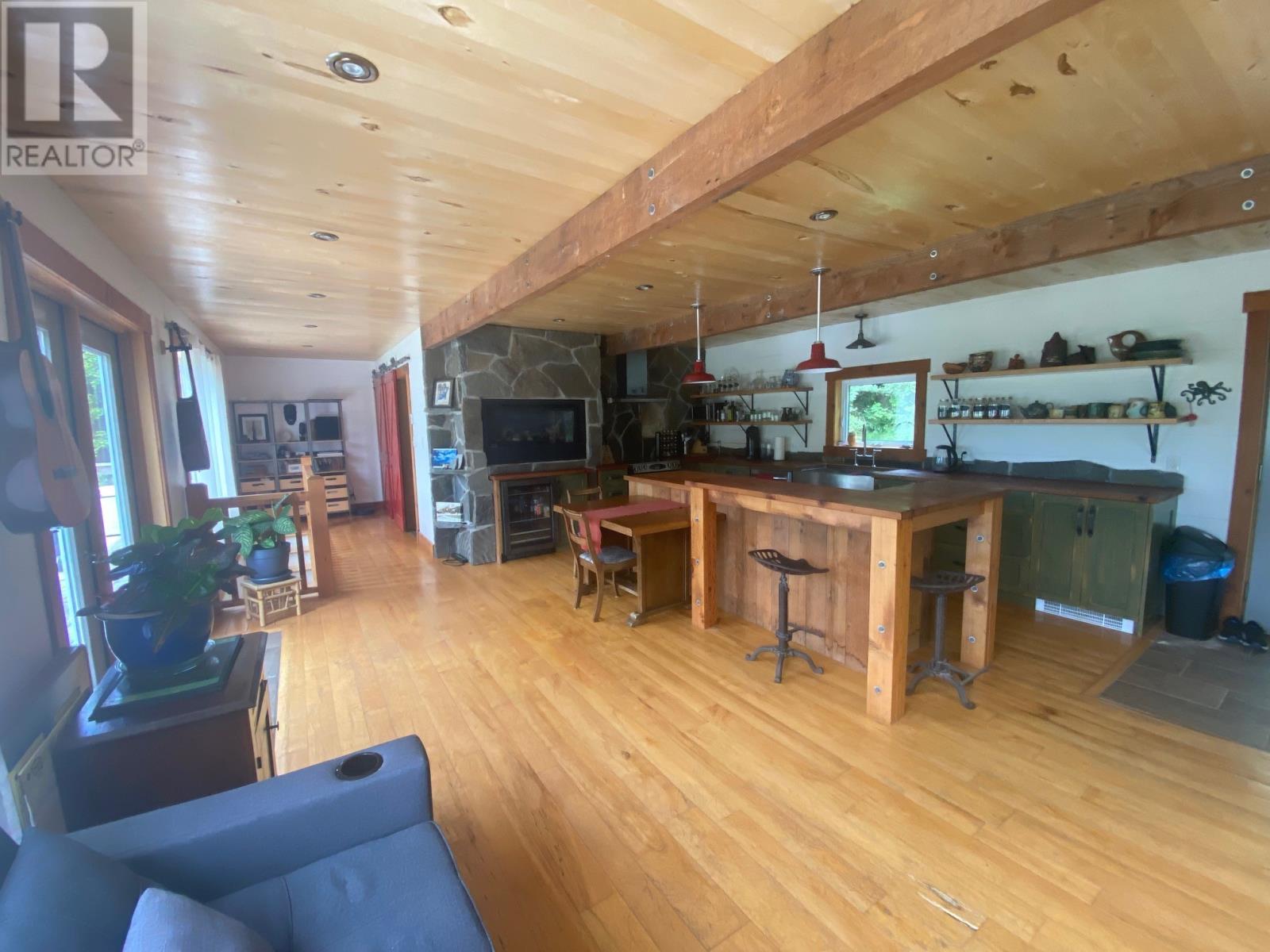 11 Brookside Avenue Property Photo 12