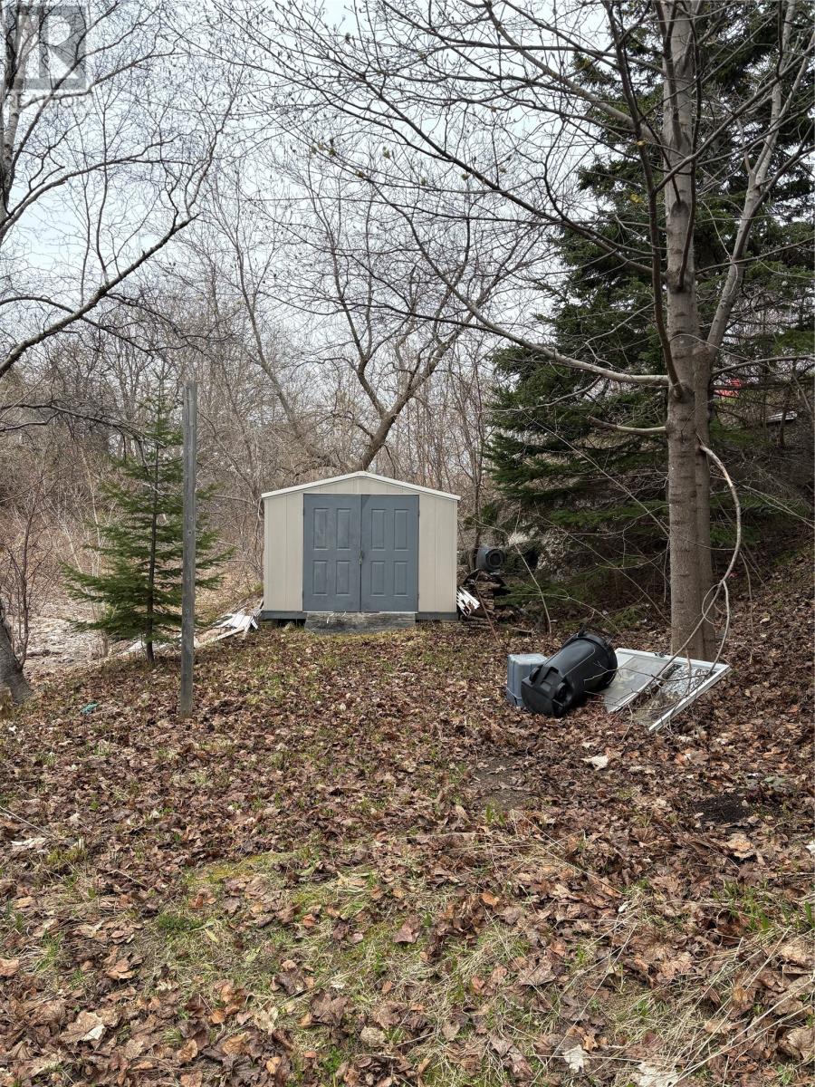 11 Brookside Avenue Property Photo 35