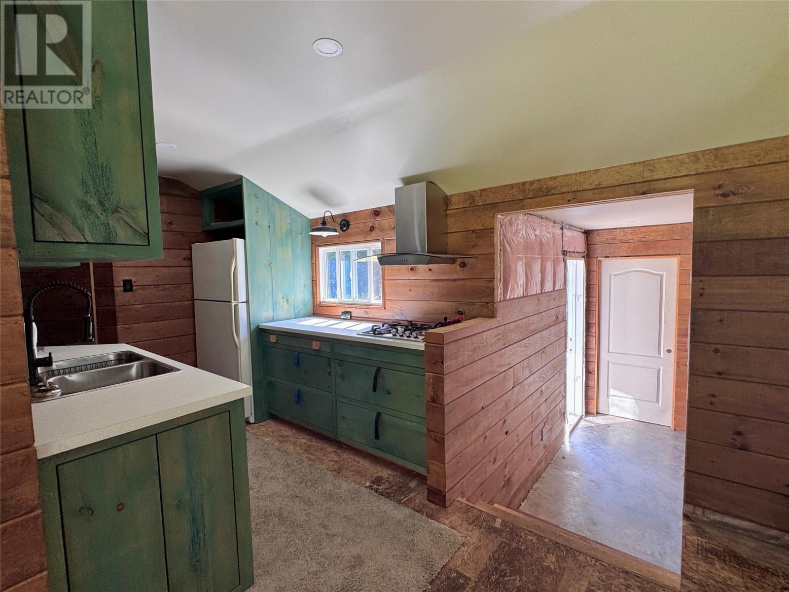 9 Midway Cabins Road Property Photo 7