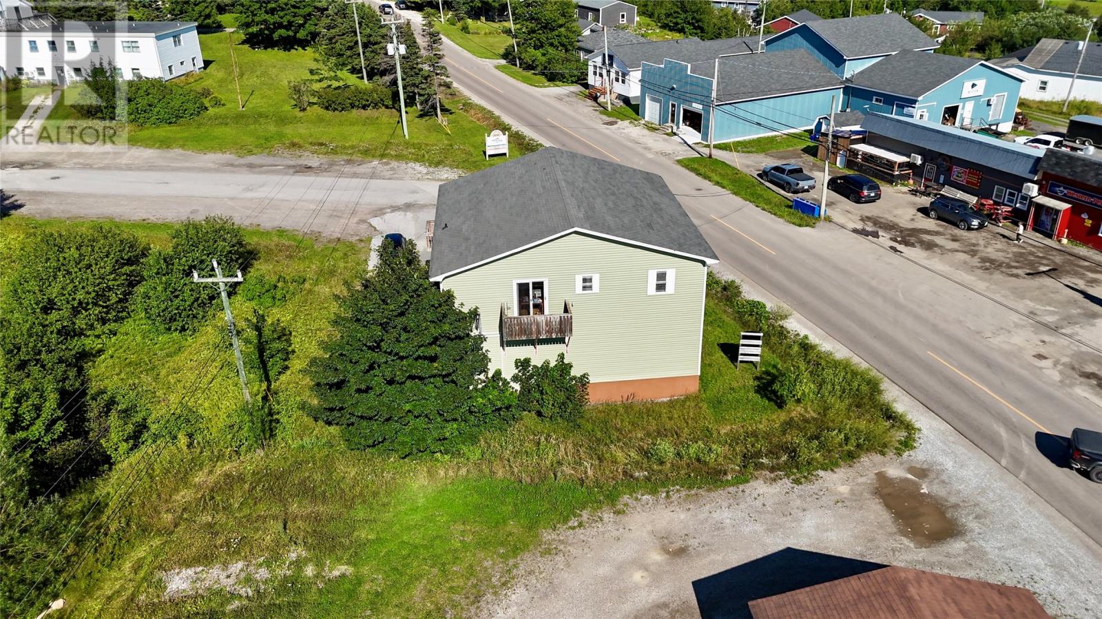 164 Main Street Property Photo 4