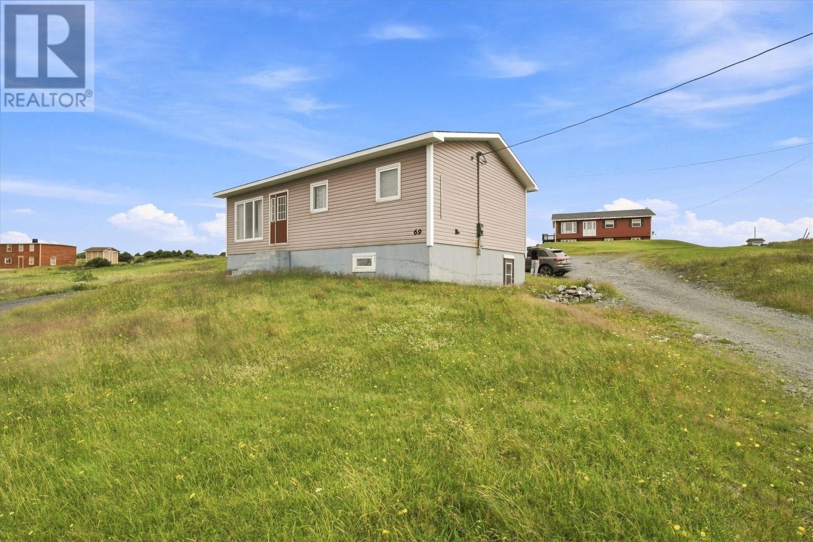 69 Harbour Drive