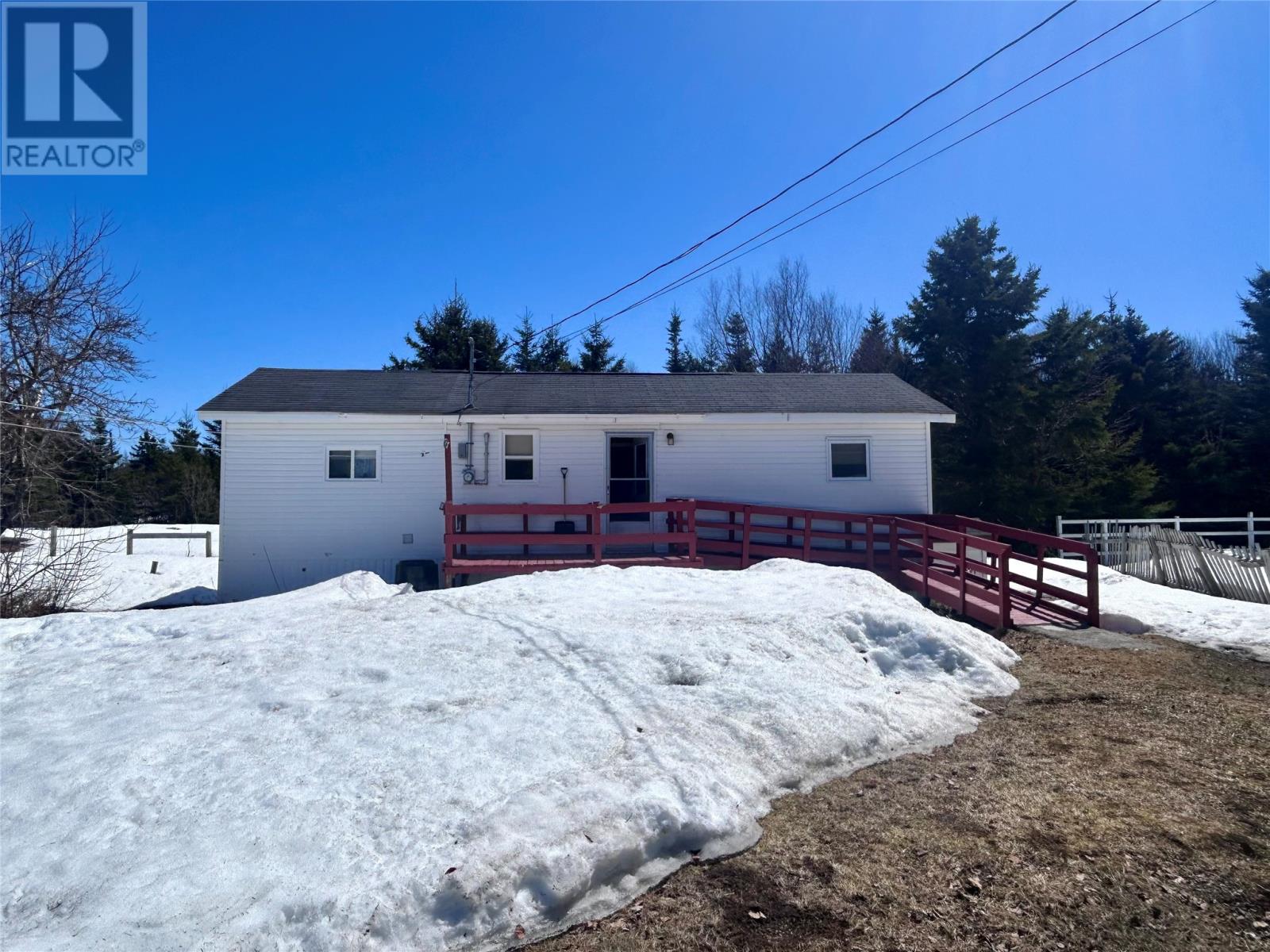 1B Country Road Property Photo 1