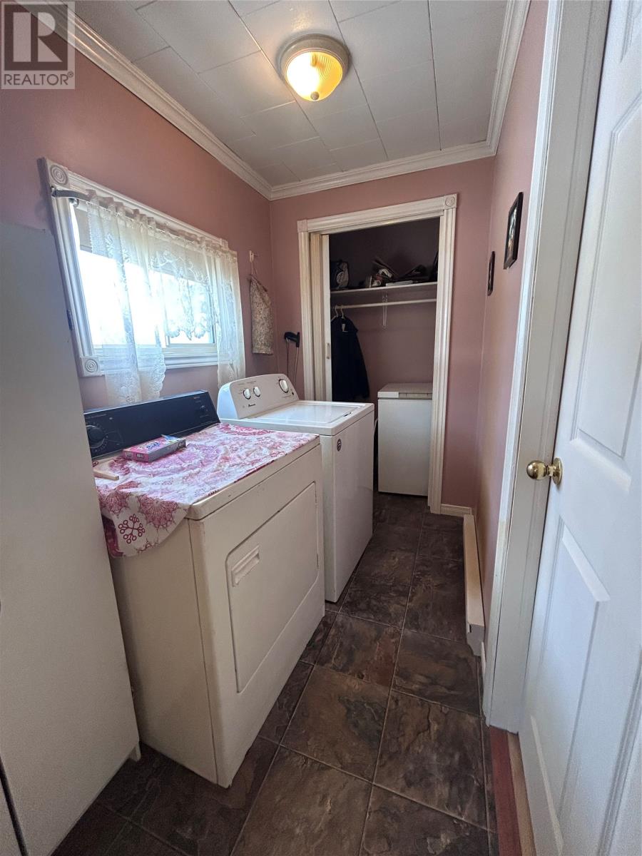 1b Country Road Property Photo 7