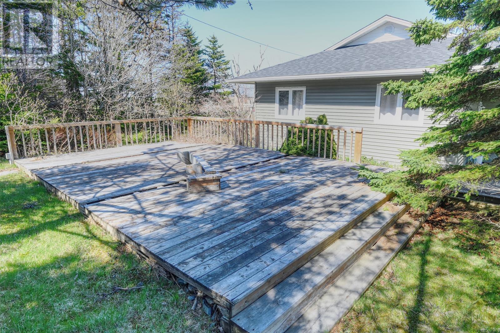 85 Airport Road Property Photo 6