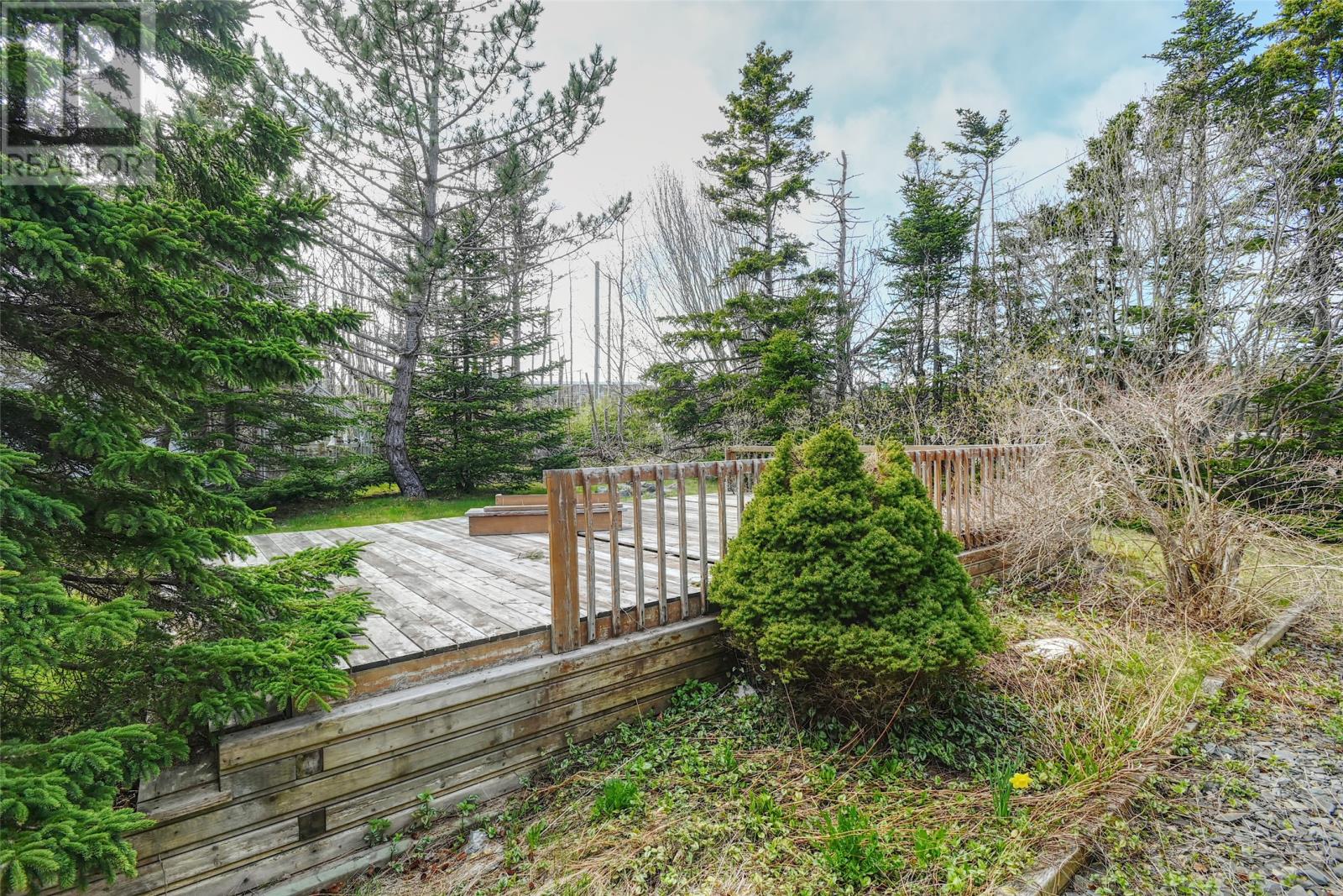 85 Airport Road Property Photo 28