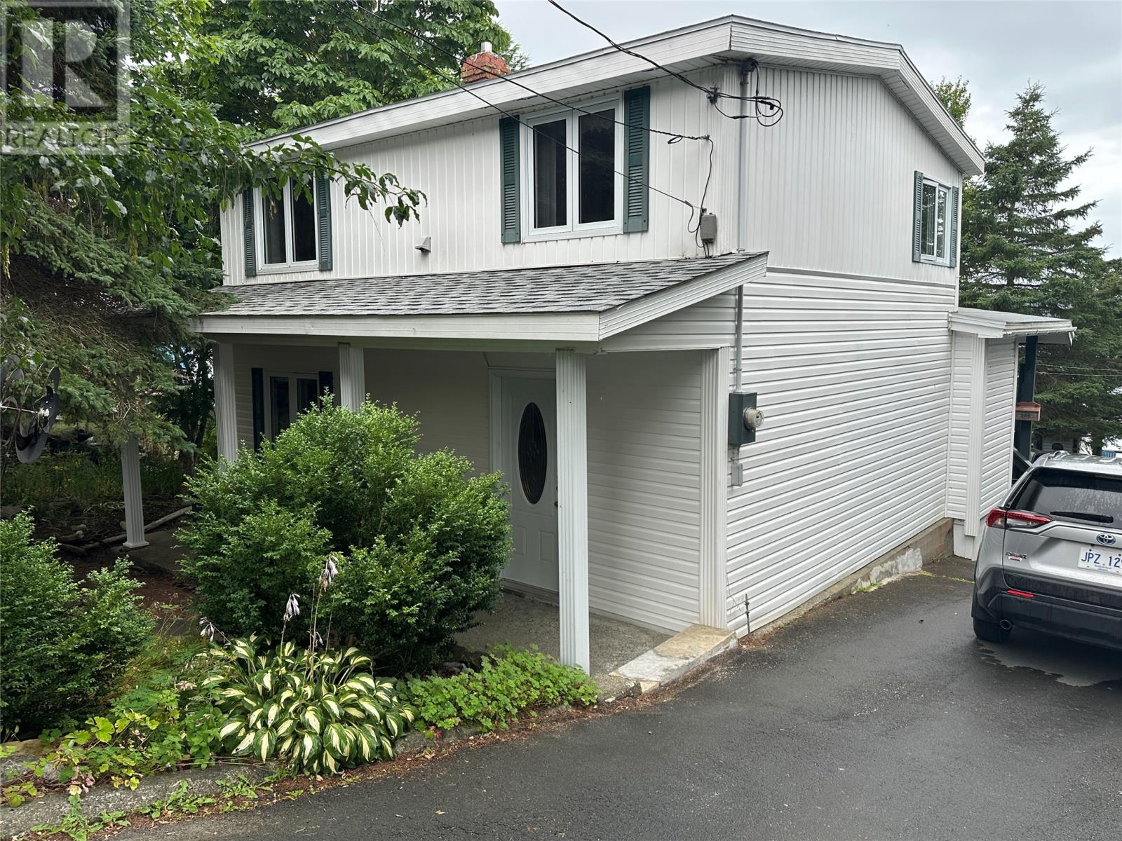 40 Cove Road Property Photo 1
