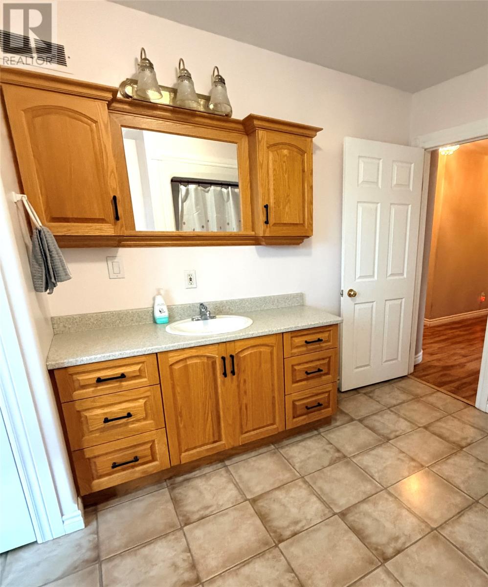 379 Grenfell Heights Property Photo 27