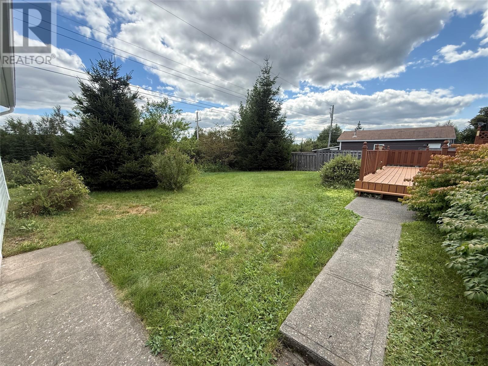 8 Harmsworth Drive Property Photo 8