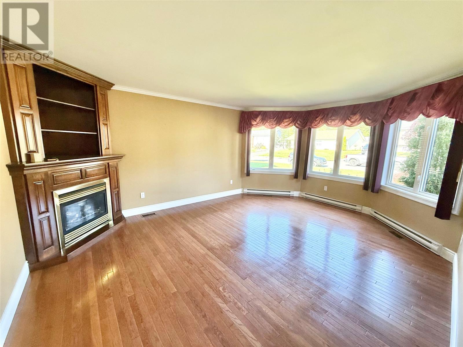8 Harmsworth Drive Property Photo 15