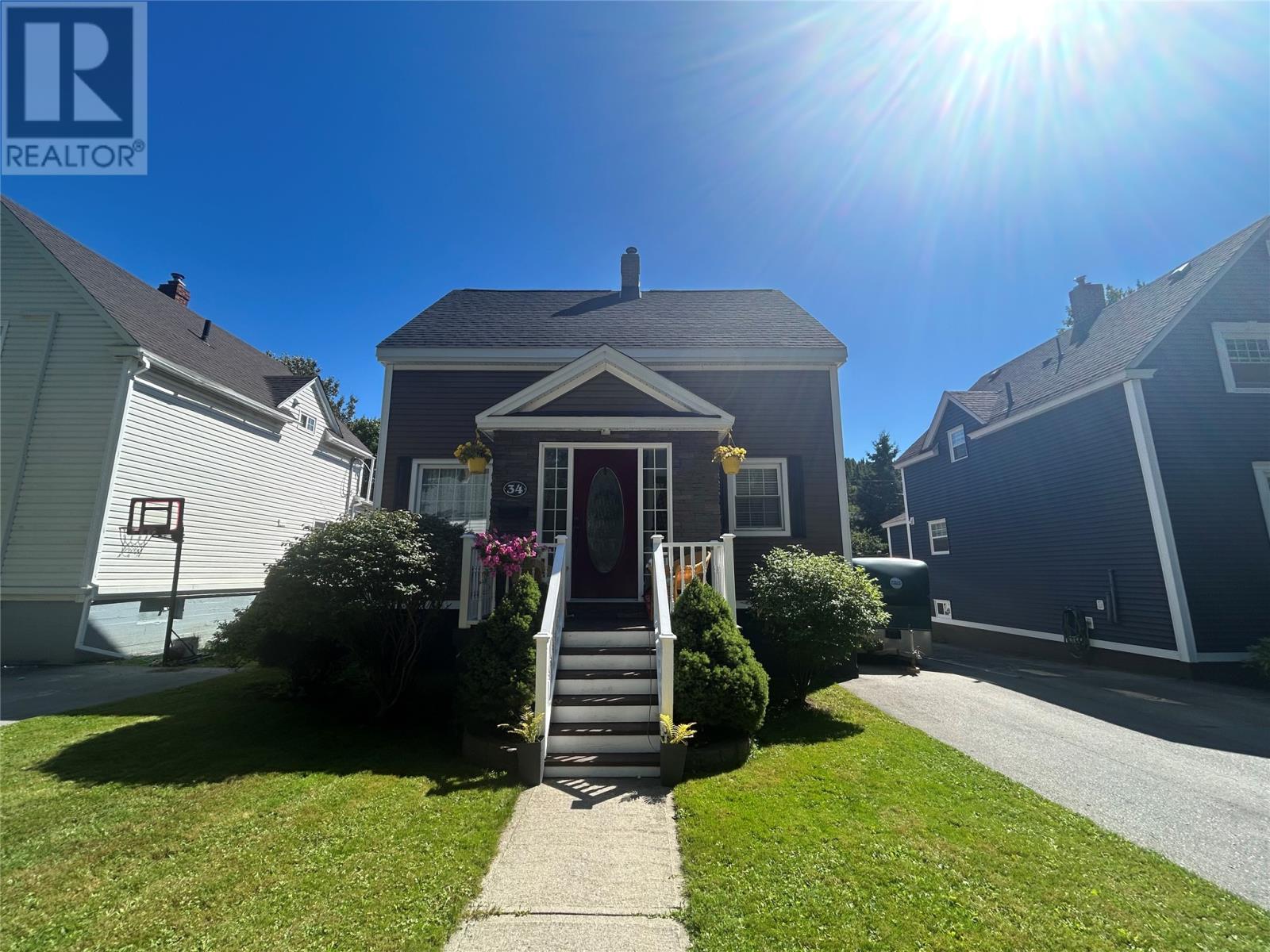 34 Central Street Property Photo 2