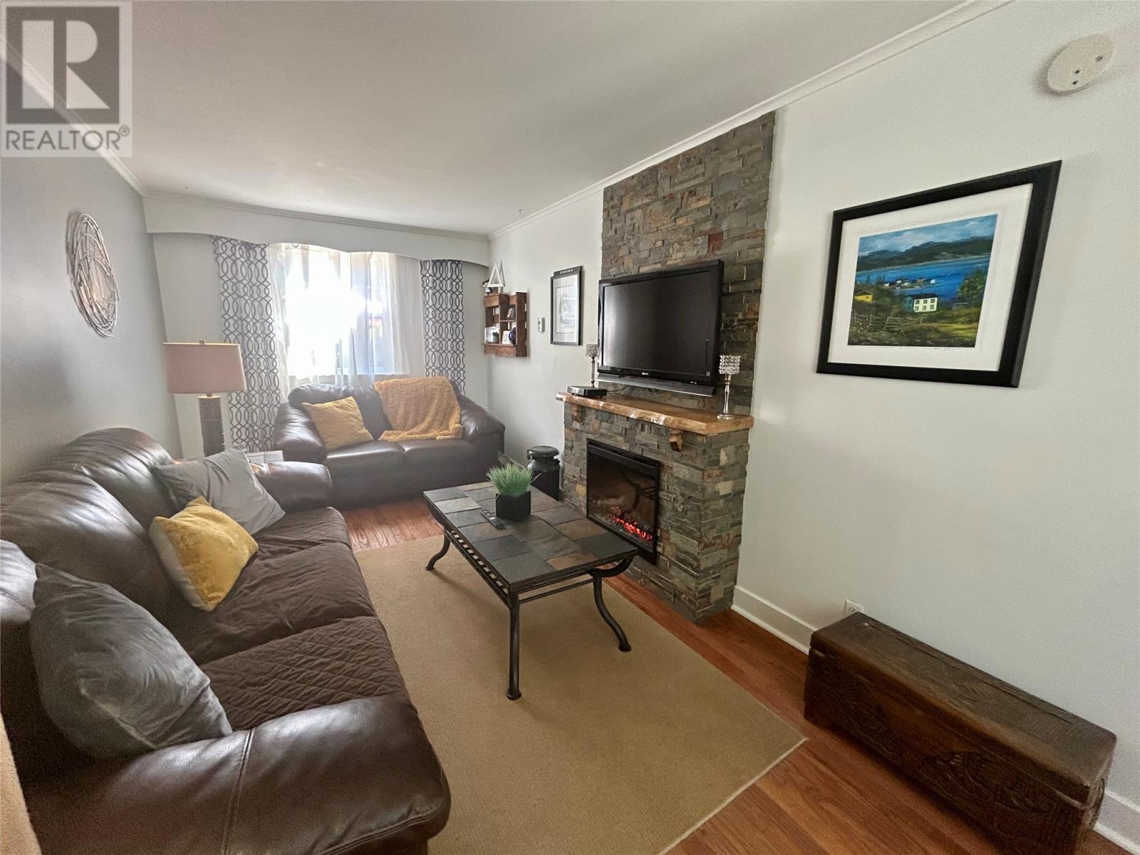 34 Central Street Property Photo 6