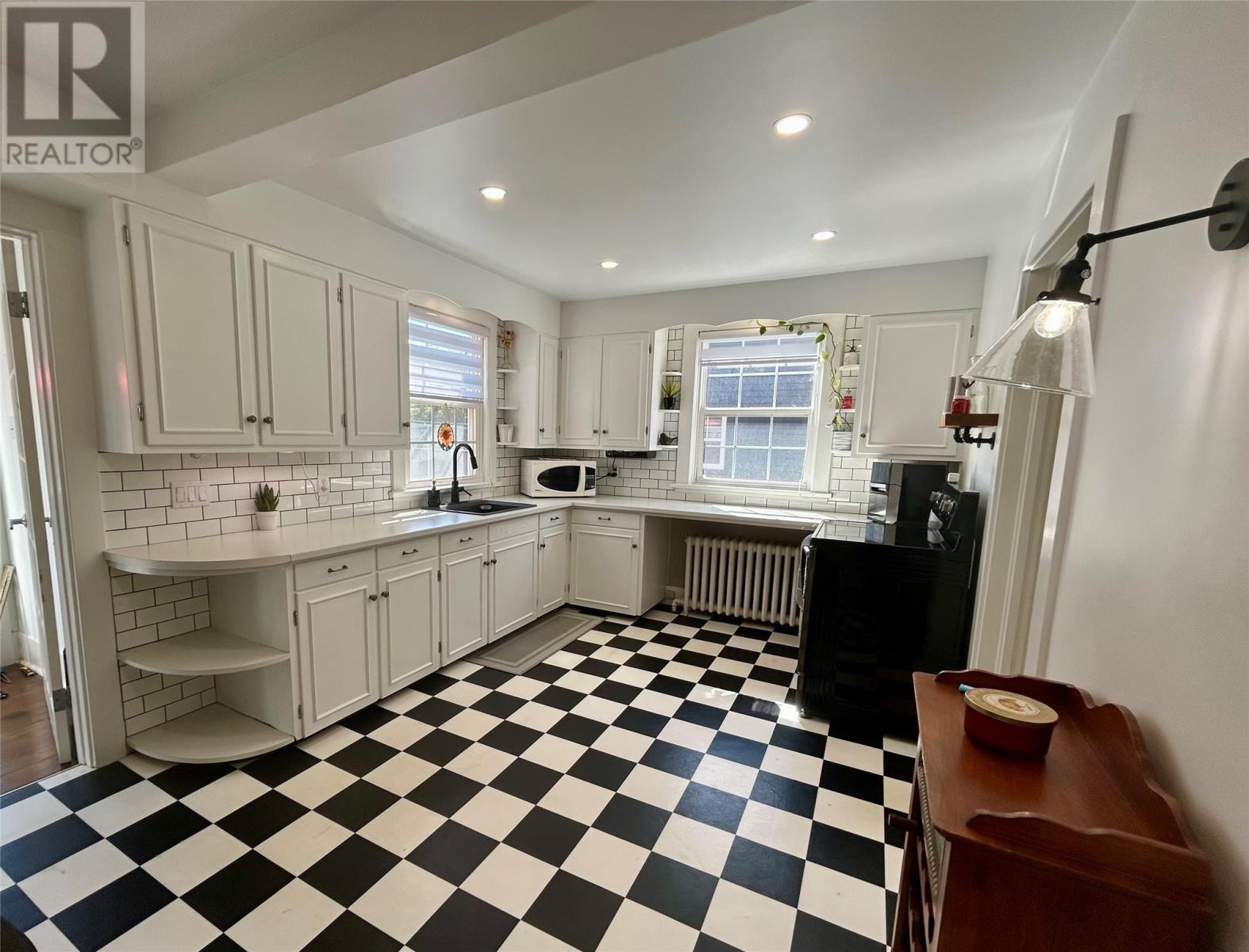 34 Central Street Property Photo 12