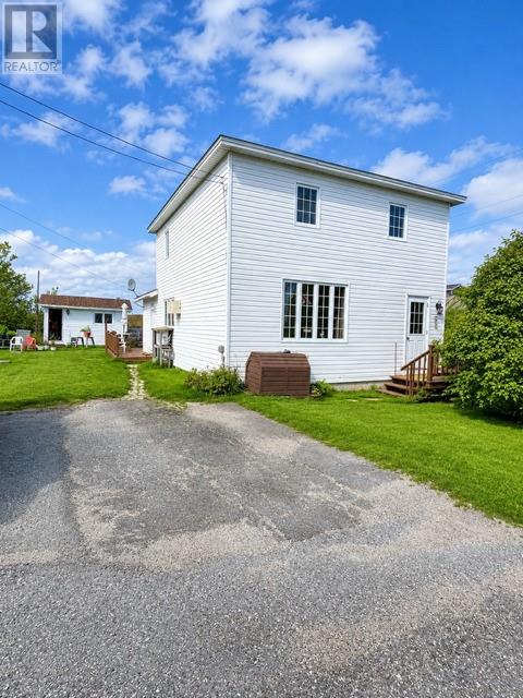 325 Main Street Property Photo 1