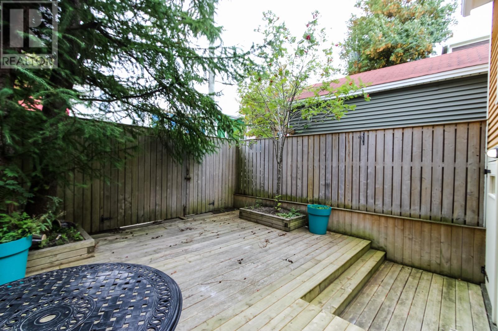 7 Flavin Street Property Photo 2