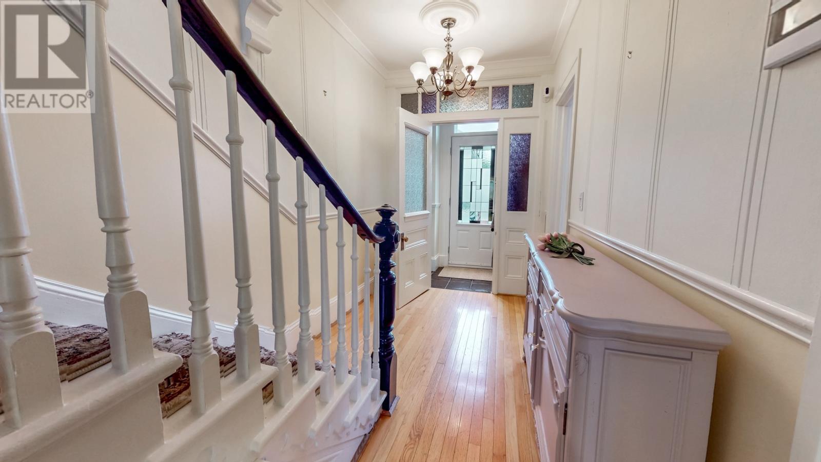 7 Flavin Street Property Photo 32