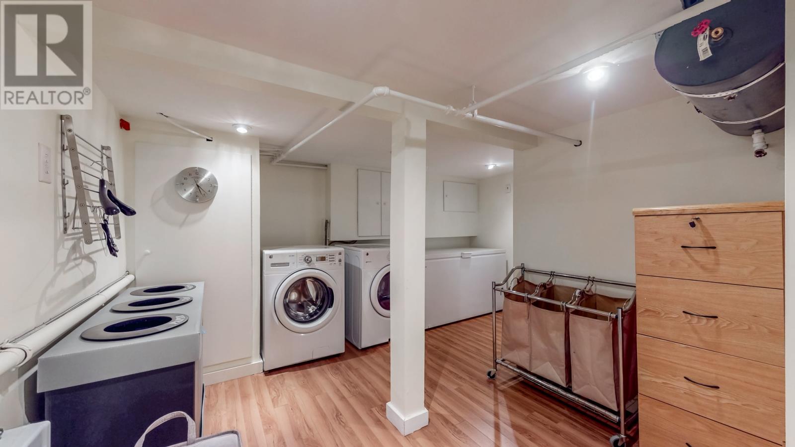7 Flavin Street Property Photo 34