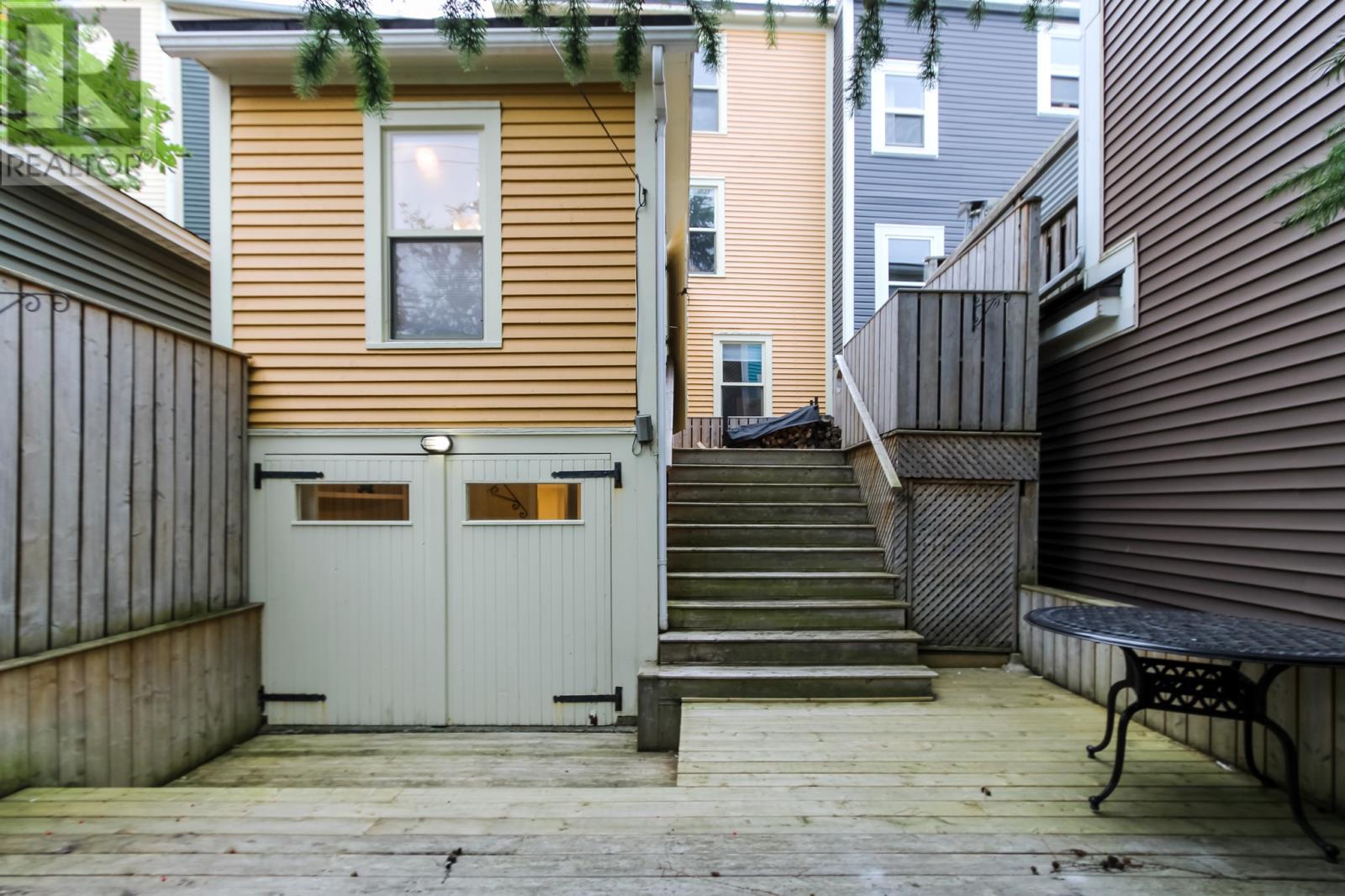 7 Flavin Street Property Photo 38