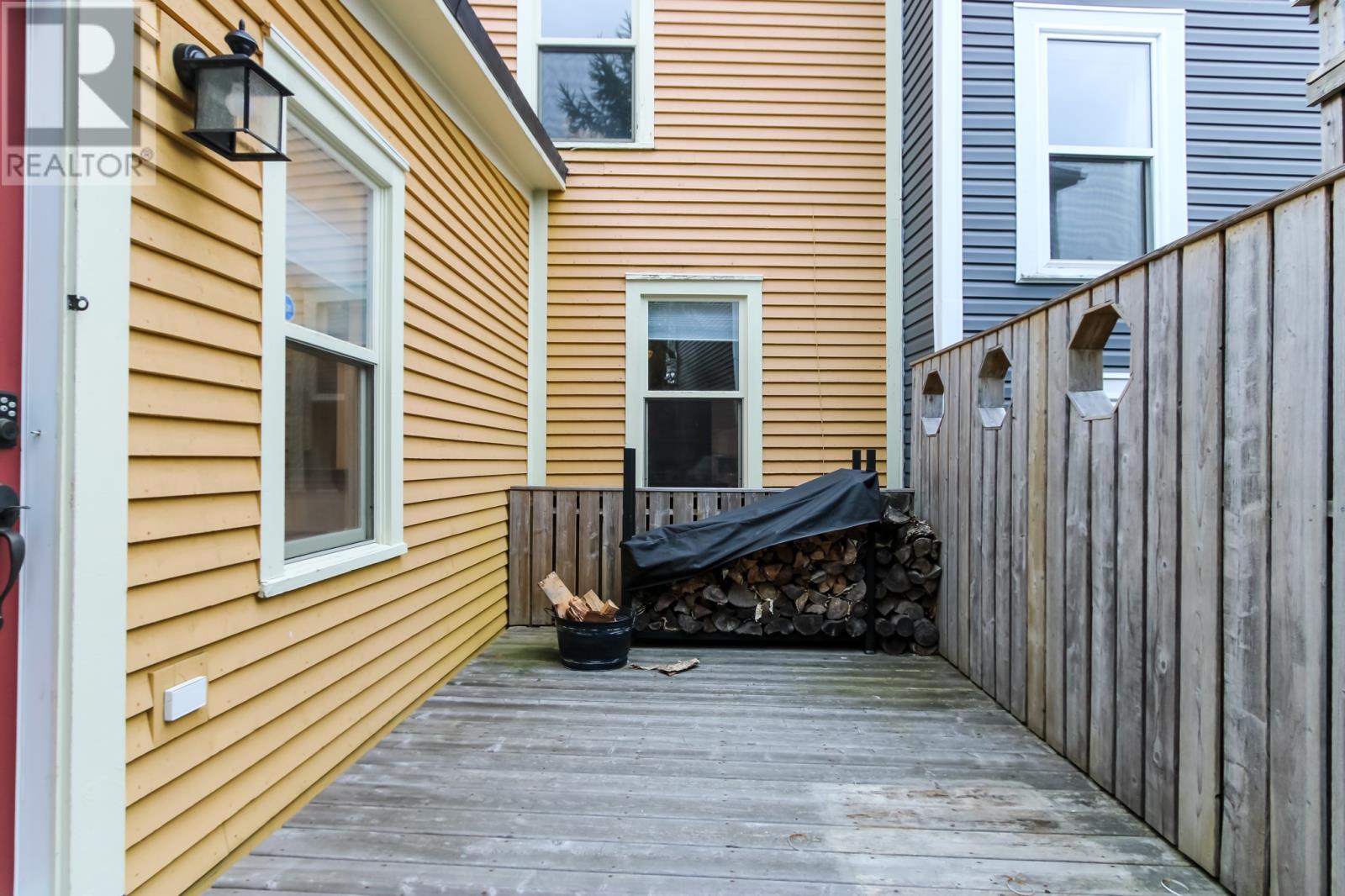 7 Flavin Street Property Photo 45