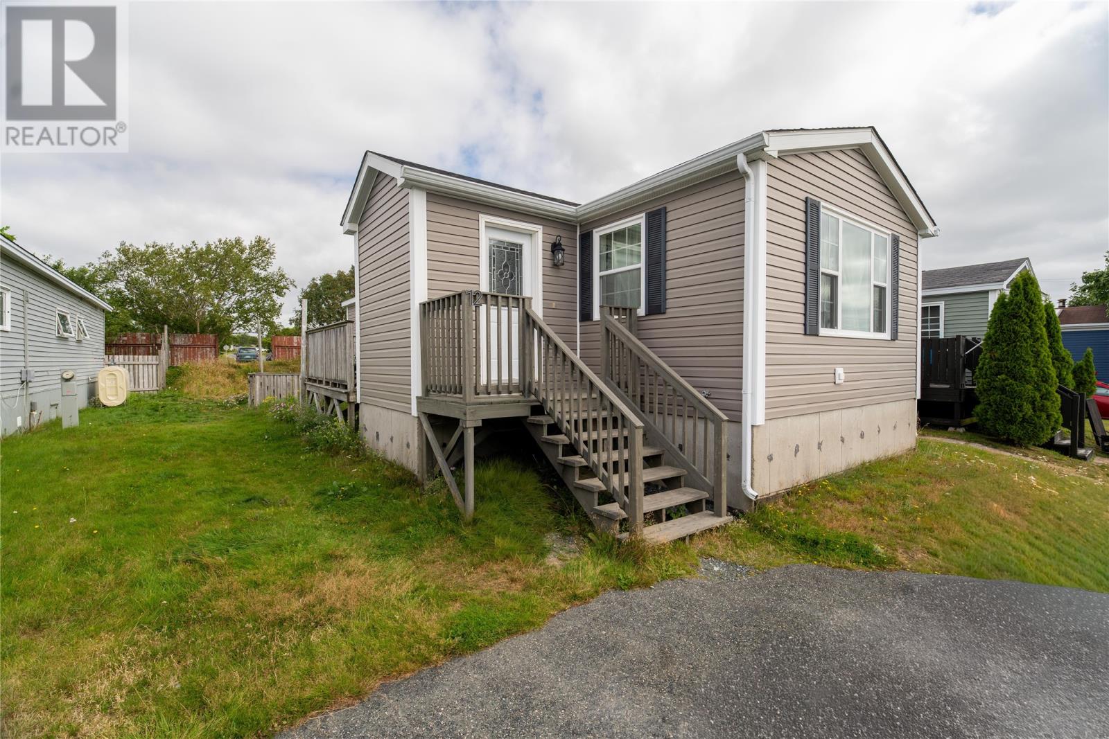 12 Ashgrove Drive