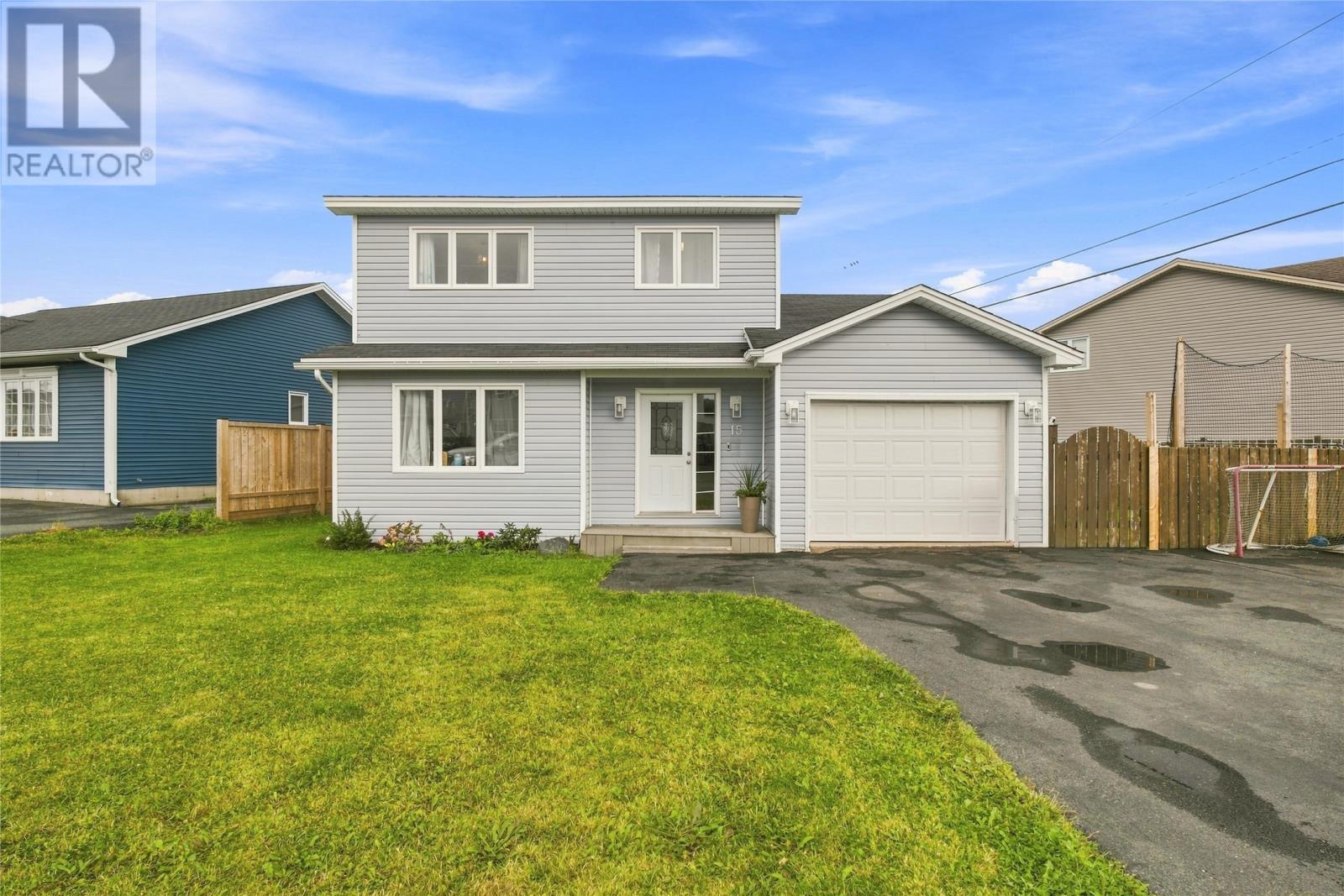 15 Camelot Crescent Property Photo 1
