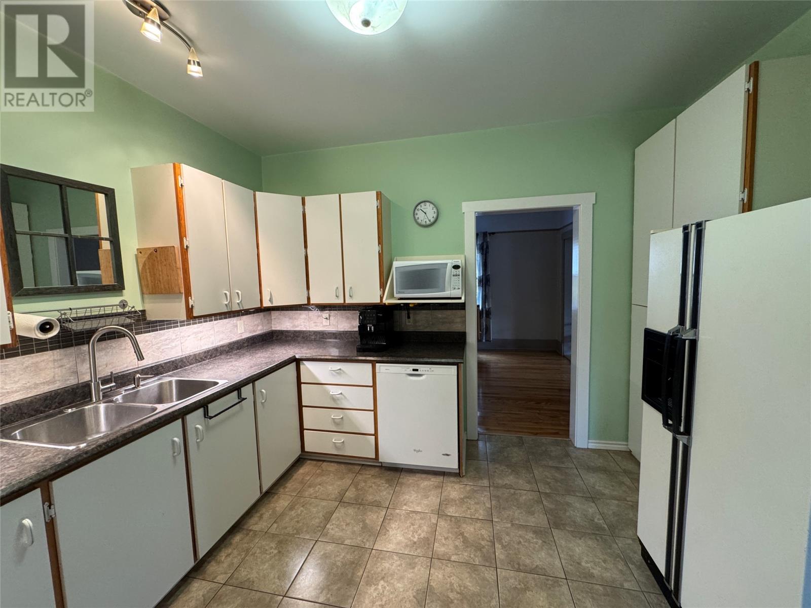 3 Concord Avenue Property Photo 33