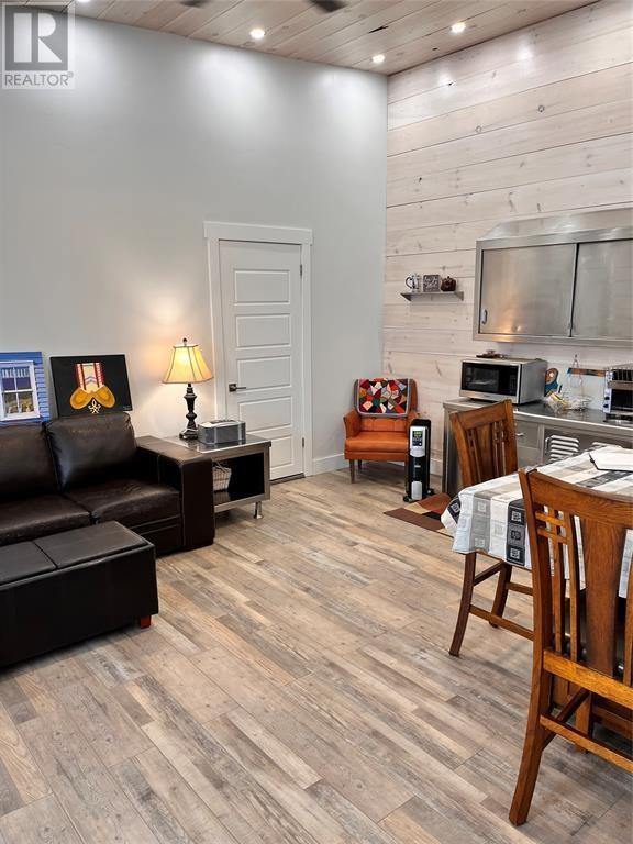20 Halifax Street Property Photo 7