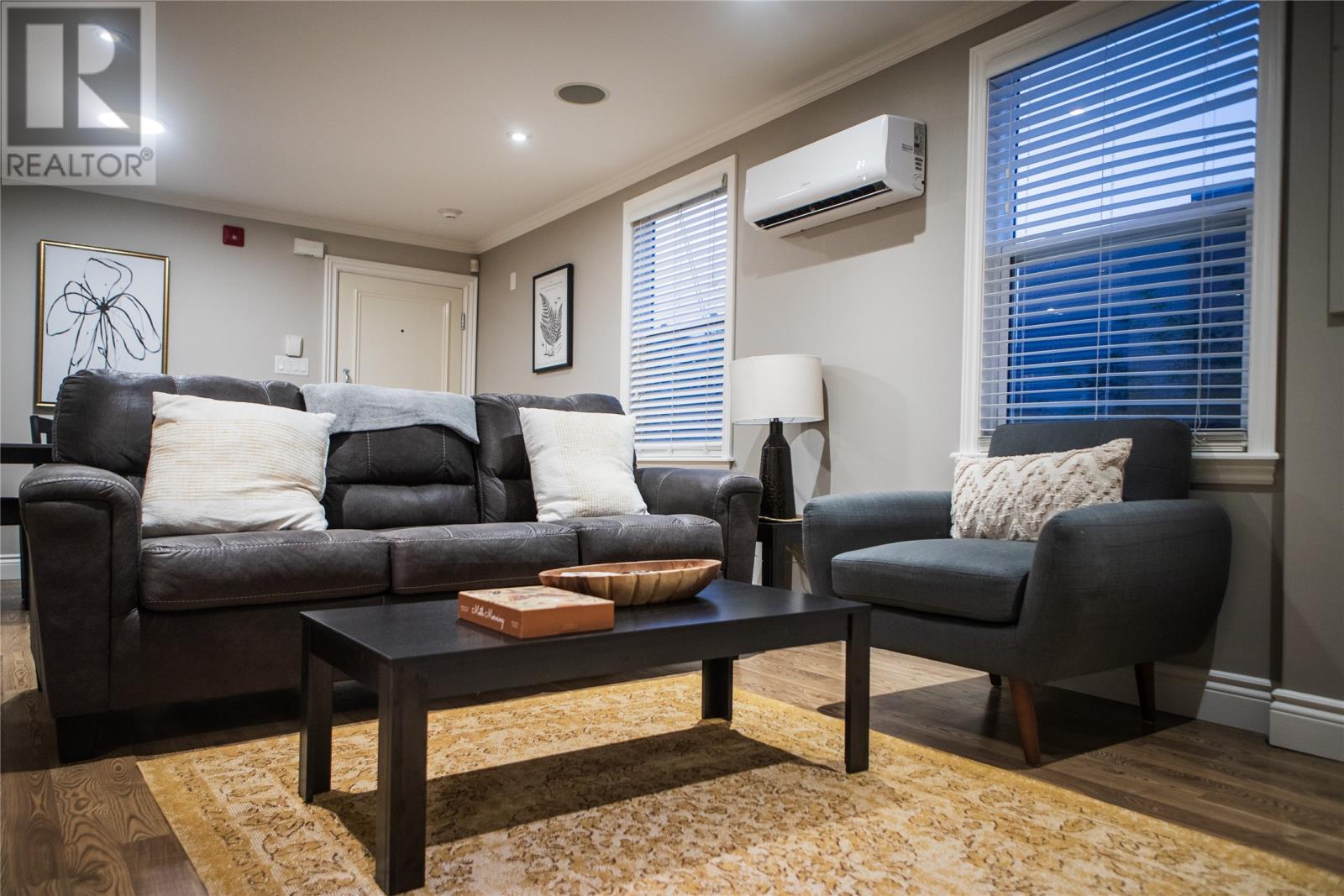 106 Water Street Unit#top Property Photo 2