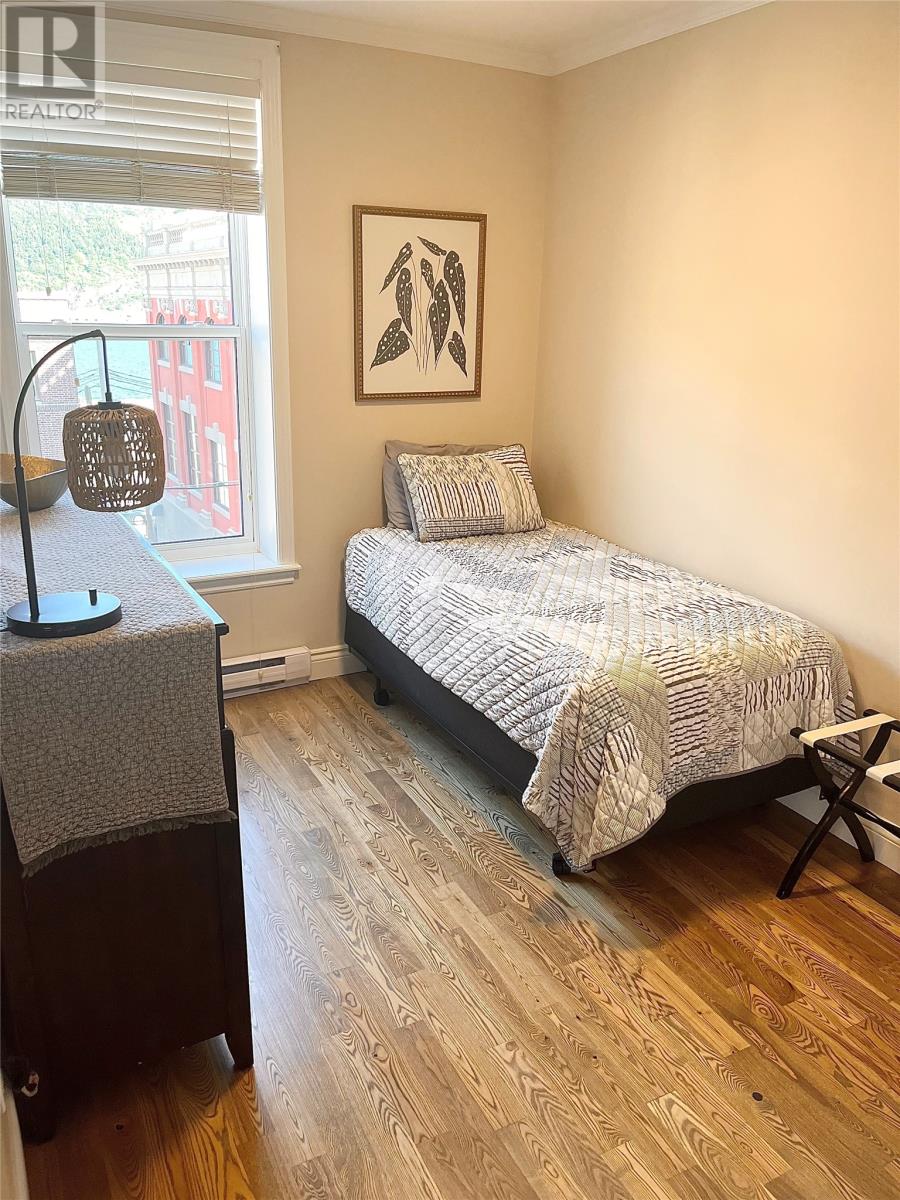 106 Water Street Unit#top Property Photo 6
