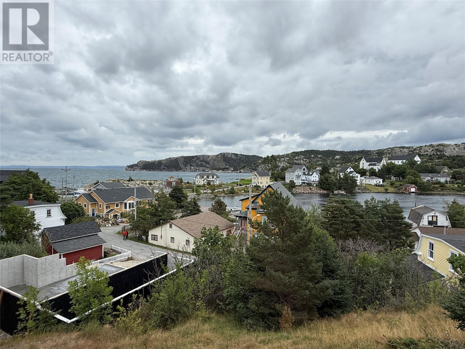 11 Harbour Drive