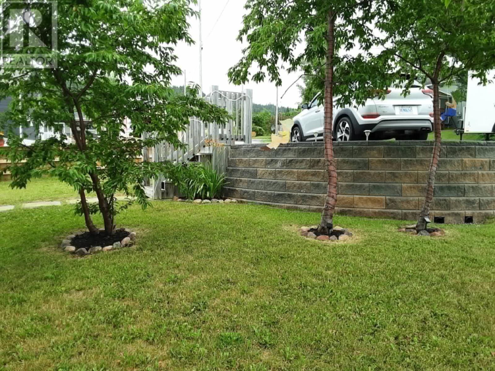 100 Main (nl-381) Road Property Photo 6